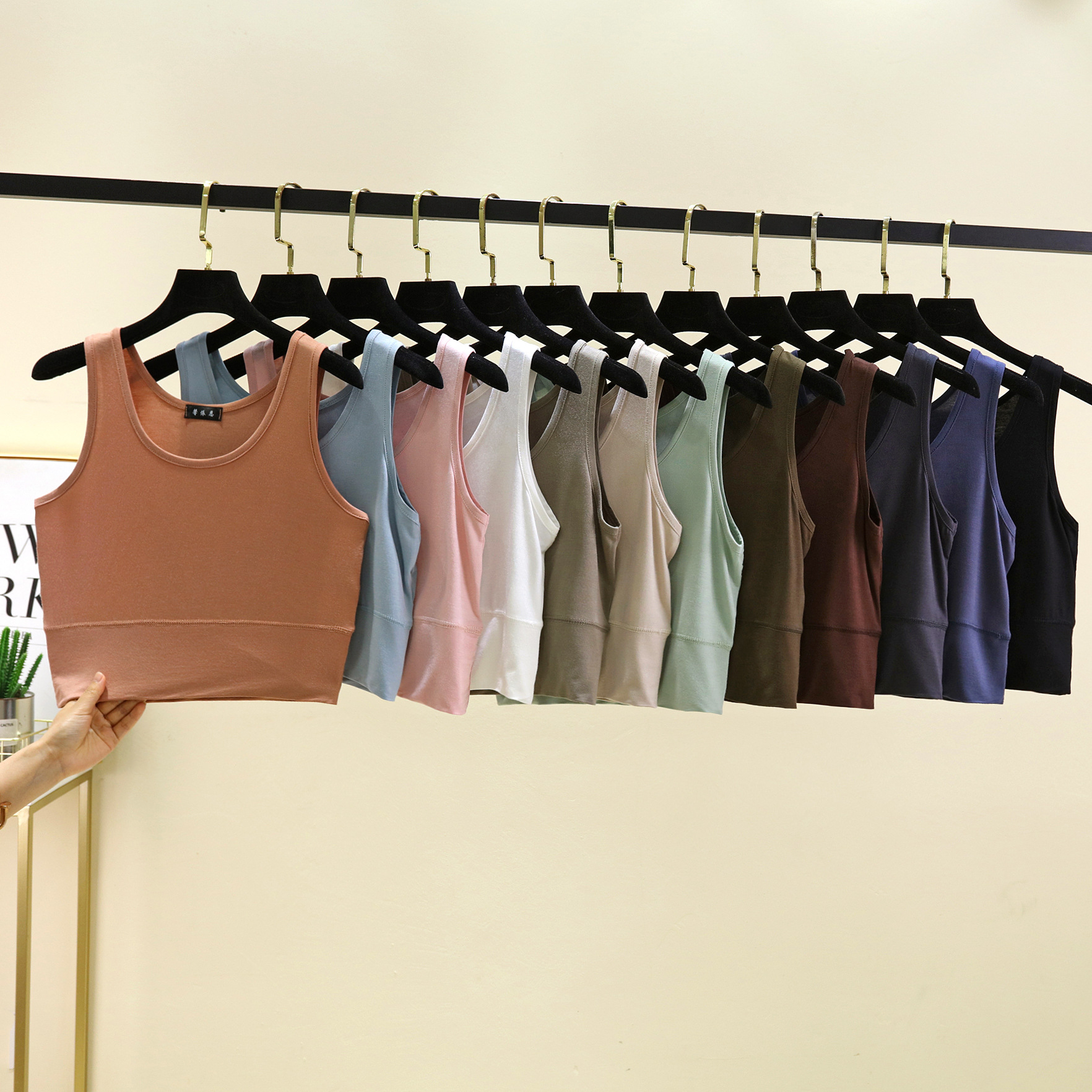 모달 O넥 크롭탑 탄성 반팔 민소매 나시 여름 솔리드  - Sleeveless Undershirt 리뷰 및 가격