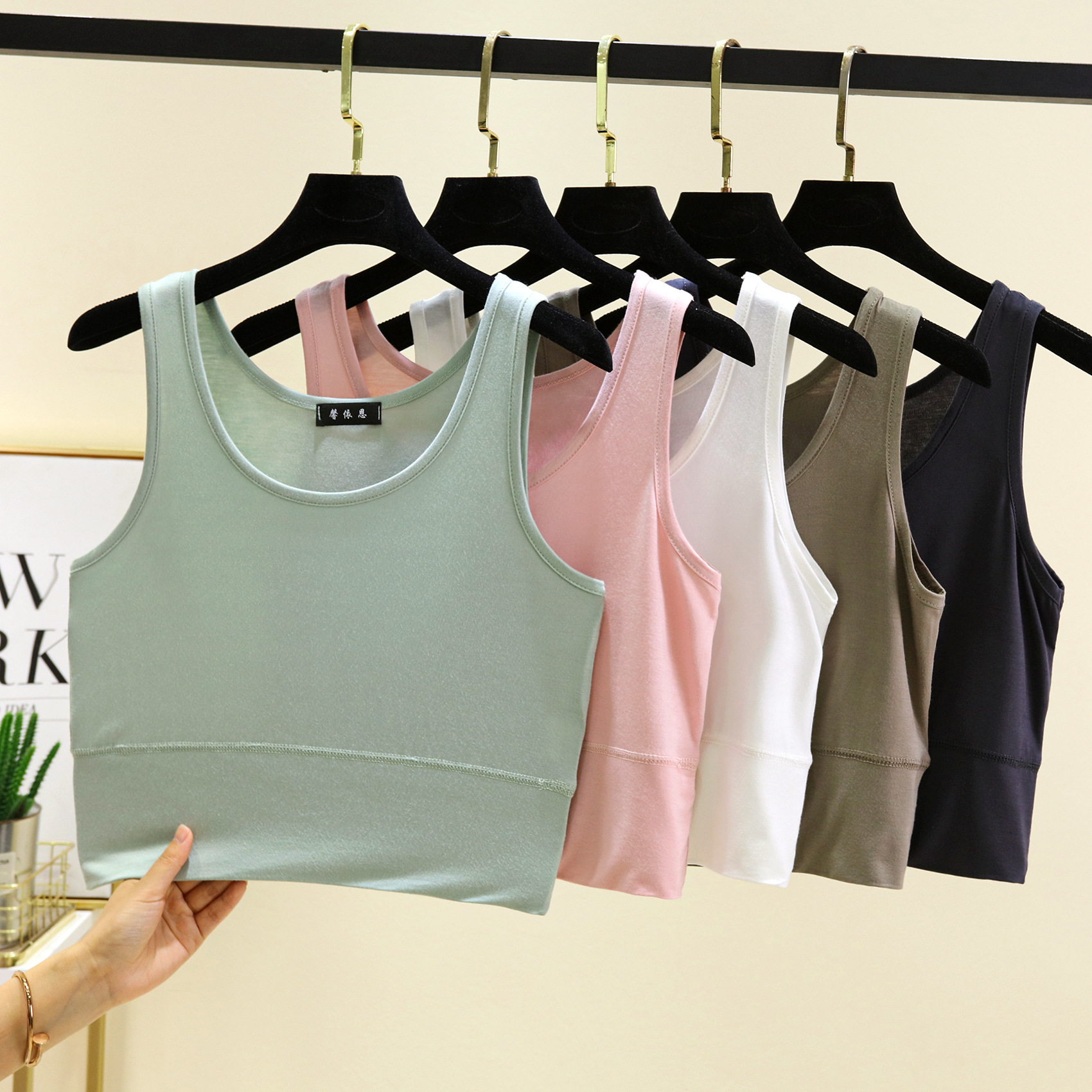 모달 O넥 크롭탑 탄성 반팔 민소매 나시 여름 솔리드  - Sleeveless Undershirt 리뷰 및 가격