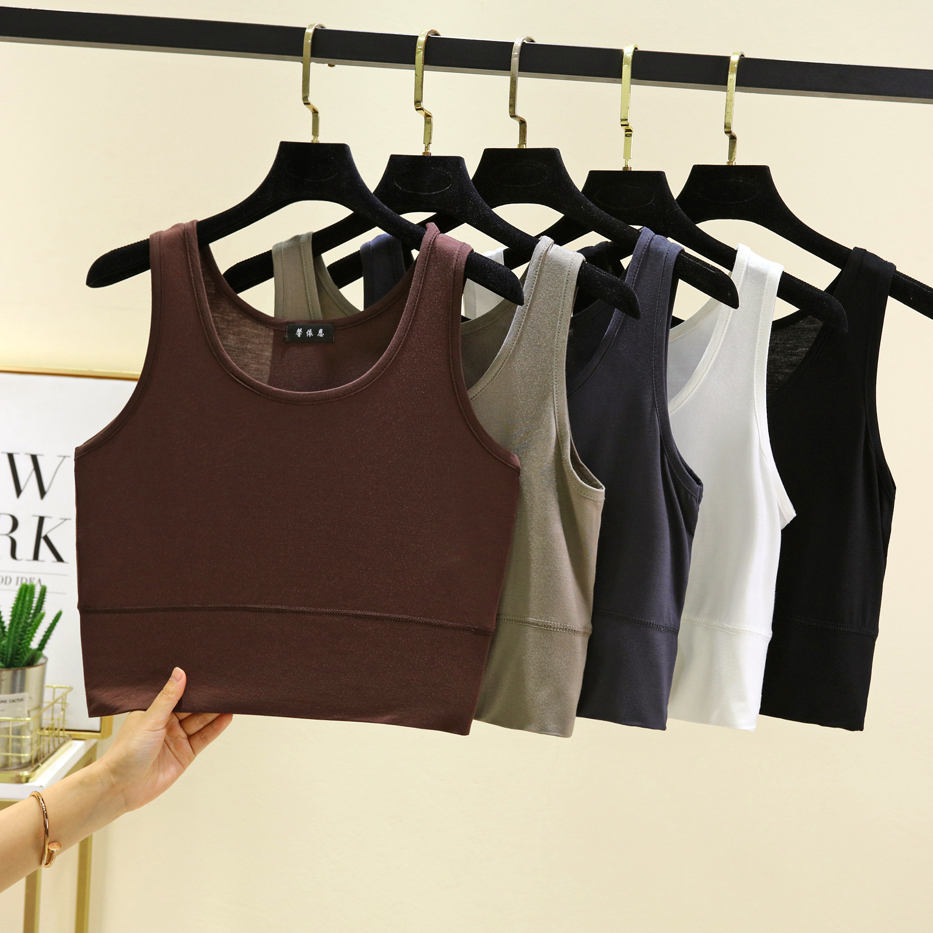모달 O넥 크롭탑 탄성 반팔 민소매 나시 여름 솔리드  - Sleeveless Undershirt 리뷰 및 가격